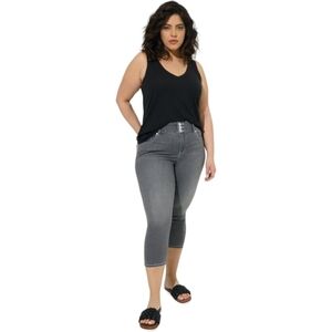 NWT Torrid Crop Jegging Skinny Super Soft High-Rise Jean Plus Size 3X-22/24